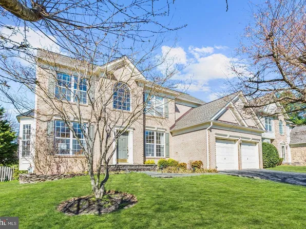 6417 Erin Dr, Clarksville, MD 21029