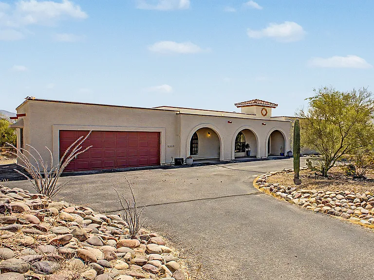 4650 N Paseo De Los Cerritos — Photo 3