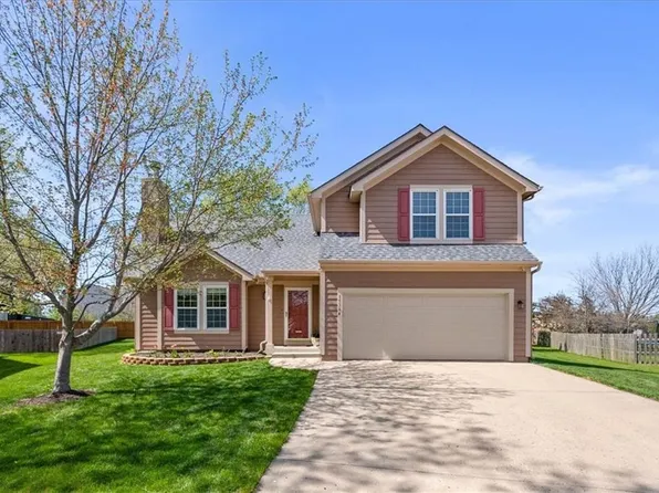 15364 S Alden St, Olathe, KS 66062