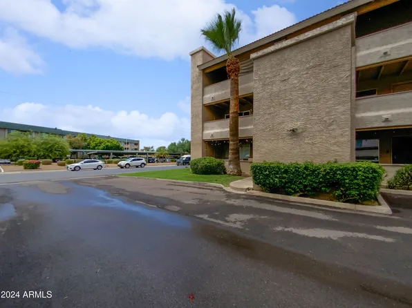 202 E RUTH Avenue #8, Phoenix, AZ 85020