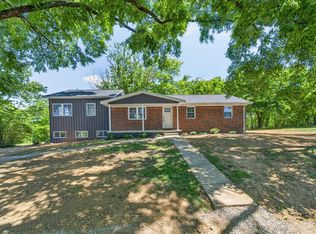 2155 Fairview Rd, Byrdstown, TN 38549
