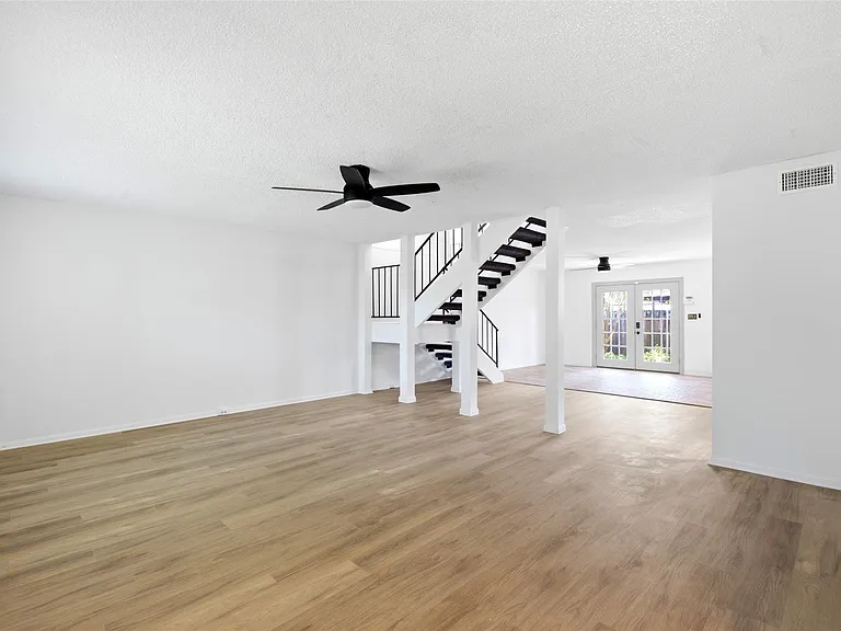 2275 Triway Ln #275 — Photo 8
