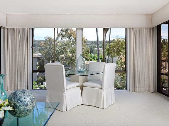 Many Windows Bring The Outside In