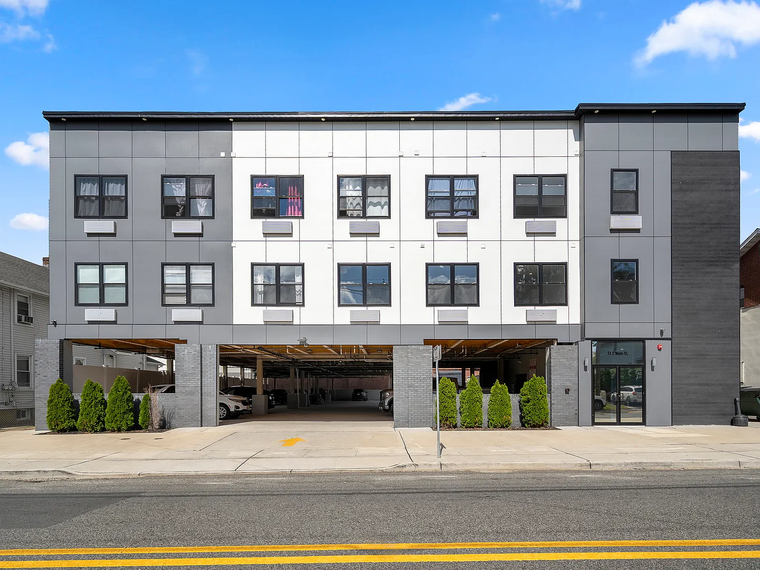 1 bed, 780 sqft, $2,375 — Photo 1
