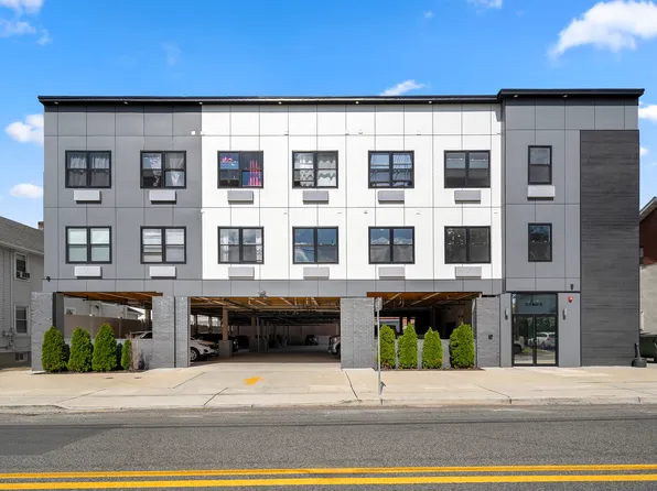 53 E Main St #5, Bergenfield, NJ 07621