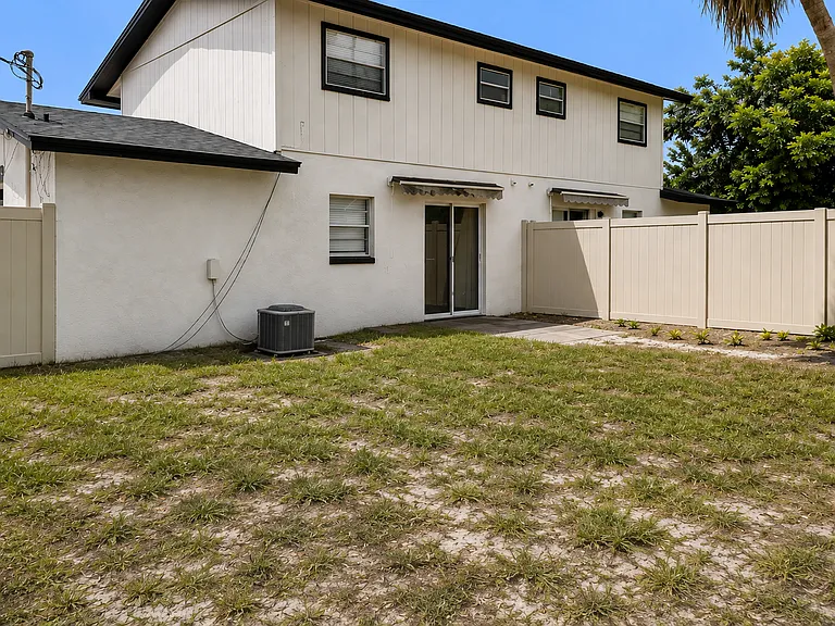 2774 Seahorse Ct — Photo 18