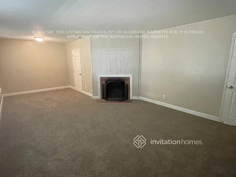 3800 Way — Photo 2