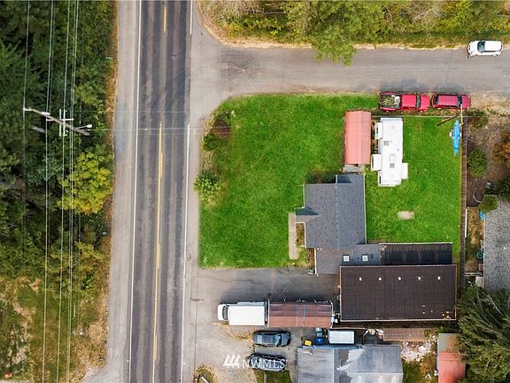 3rd image of 5205 128th St E