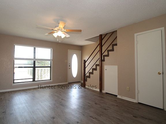 3rd image of 2601C Bermuda Dr