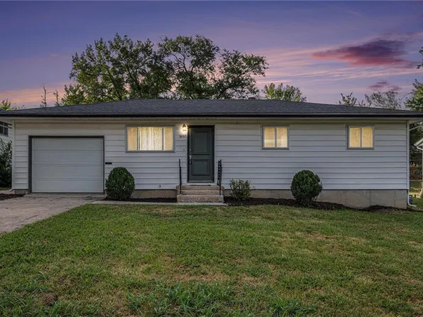 6107 E 149th Ter, Grandview, MO 64030