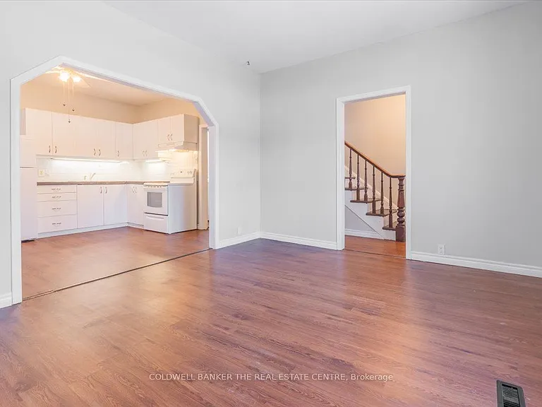 24 Maple St — Photo 22