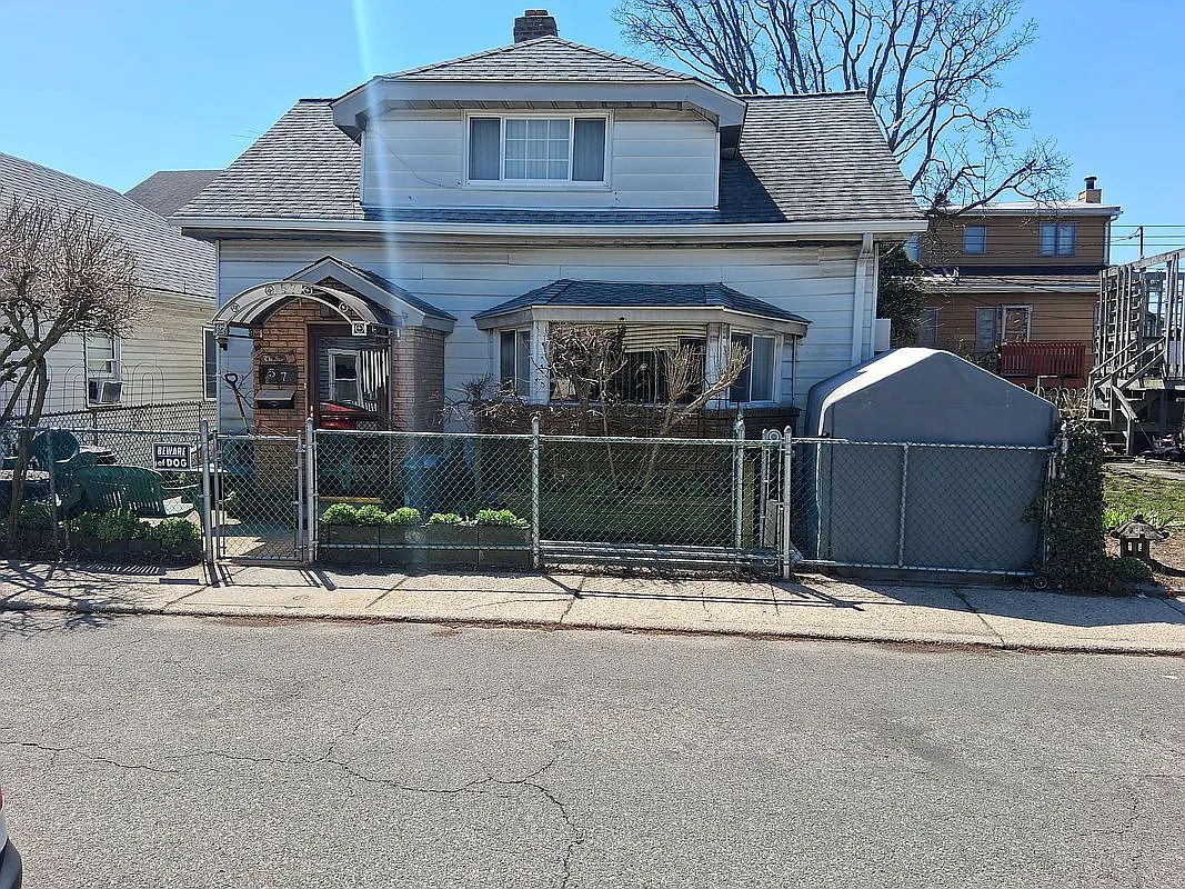 57 Aster Ct photo 1
