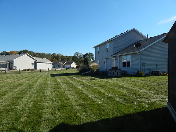 2nd image of 56946 Virginia Dr