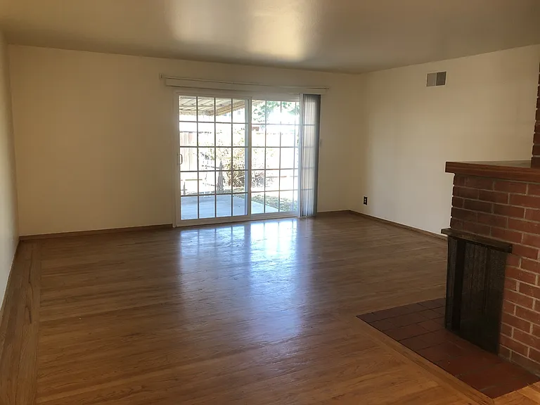 14322 Antone Ct — Photo 3