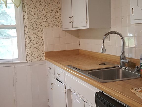 4th image of 11304 W 50th Ter