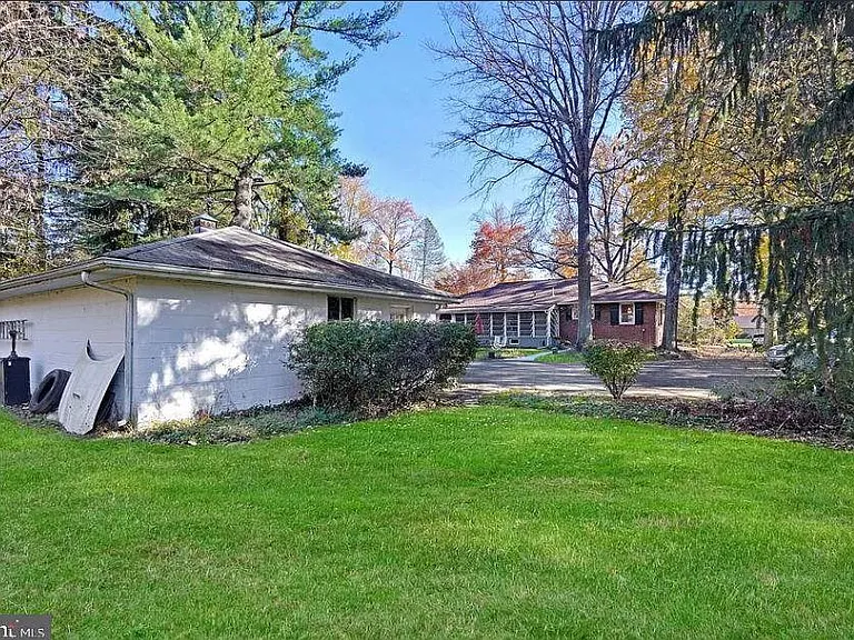 127 Carter Rd — Photo 18