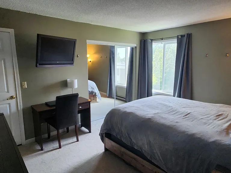 4650 Reka Dr #F17 — Photo 8