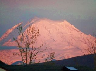 601 Callendar St NW, Orting, WA 98360