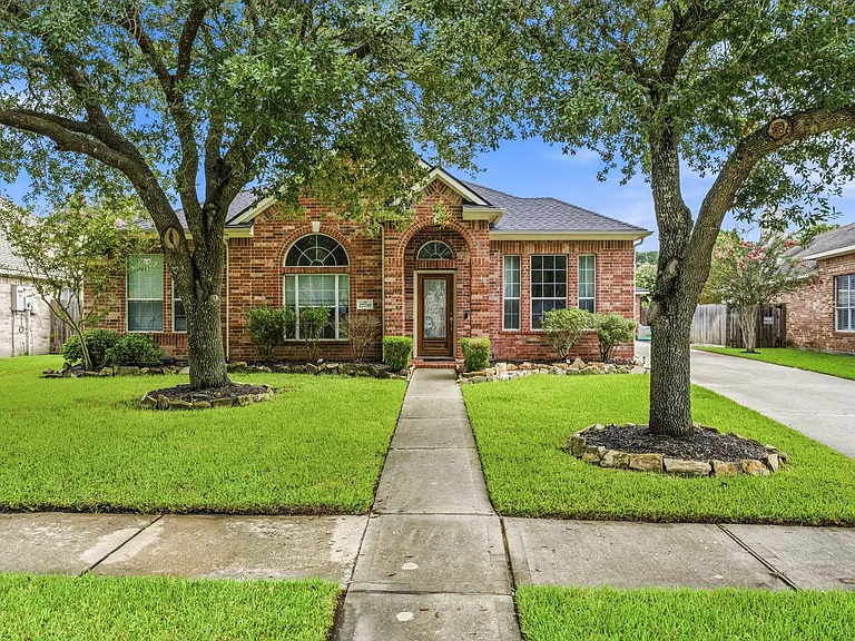 27730 Geneva Hills Ln — Photo 9