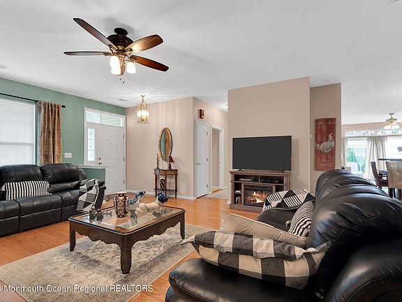5th image of 82 Jadelawns Drive #ABLD12