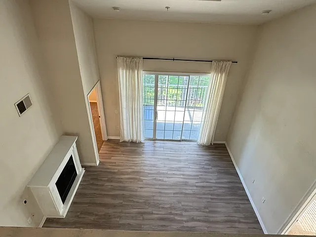 2 bed, 1285 sqft, $1,795 — Photo 3