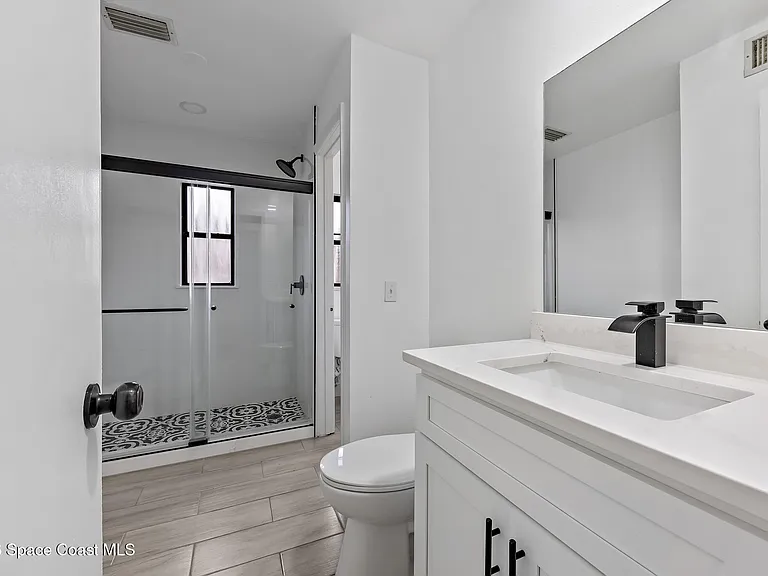 419 Marquis St — Photo 19