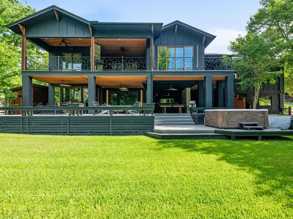 12417 River Bnd Unit 8, Austin, TX 78732