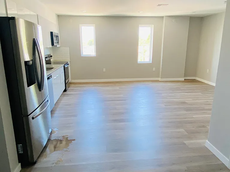 2807 S 11th St #4 — Photo 12