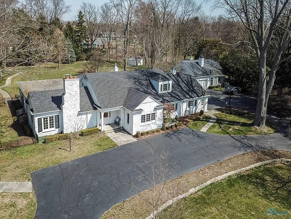 2970 Valley View Dr, Ottawa Hills, OH 43615 Zillow