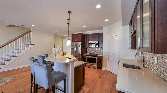 210 N Madison Ave #2 — Photo 6