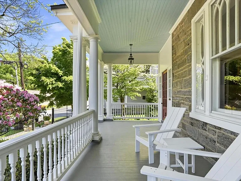 36 E Chestnut Hill Ave — Photo 2