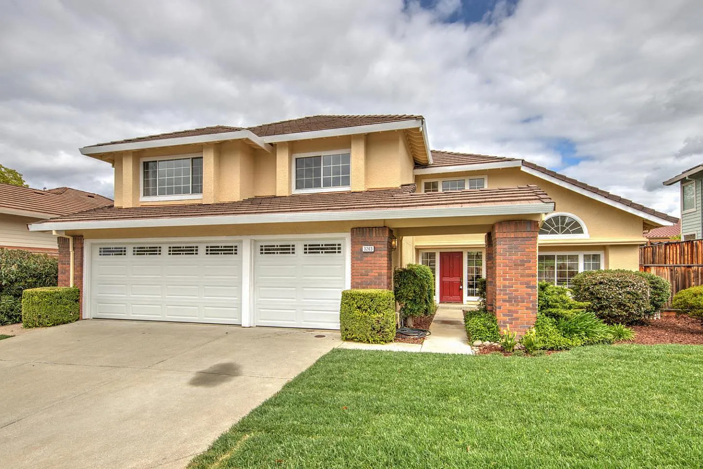 3263 Charmes Ct photo 1
