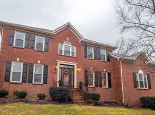 2268 Abbeywood Rd, Lexington, KY 40515