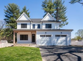 40 Stratford Rd, Natick, MA 01760