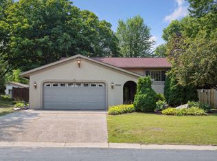 7041 Crest Dr, Maple Grove, MN 55311