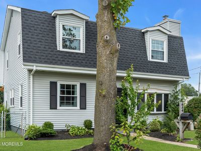 854 Main Street, Belford, NJ, 07718