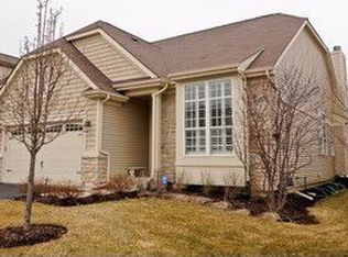 1684 Briarheath Dr, Aurora, IL 60505