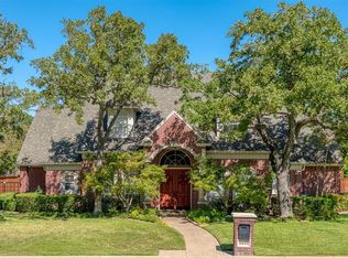 5525 Hunterwood Ln, Arlington, TX 76017