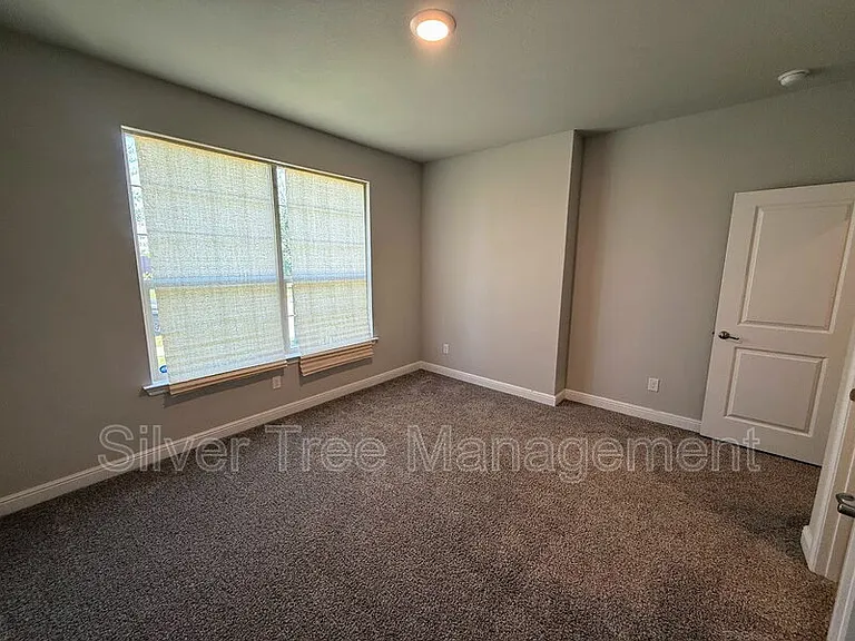10921 Rockchapel Dr — Photo 25