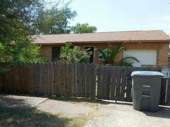 8827 Rustown Dr, Dallas, TX 75228