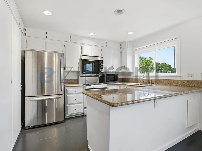 1200 Opal St #22 — Photo 10