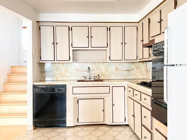 54 Bay 22nd Street image 5 of 15