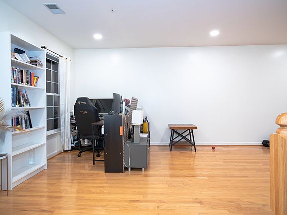 5th image of 12964 Pinnacle Dr