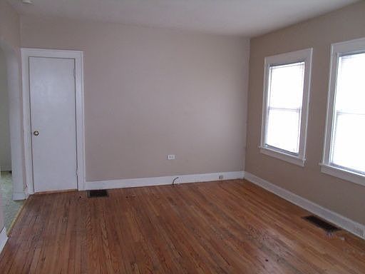 3rd image of 3506 W 117th St