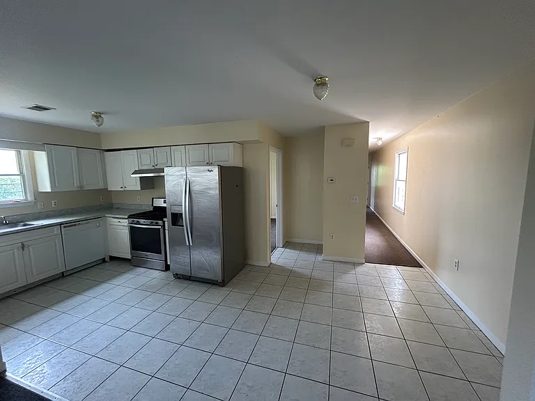 30 Elm Ct #3 — Photo 2