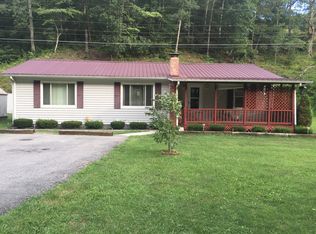 1856 Walkers Creek Rd, Marion, VA 24354