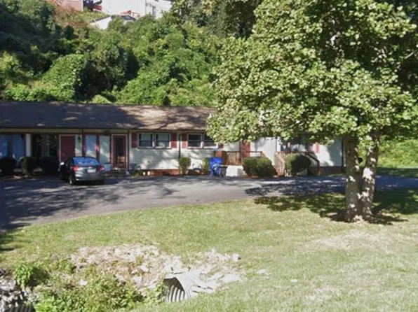 609 C St, North Wilkesboro, NC