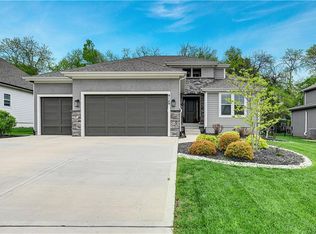 9149 Green Rd, Lenexa, KS 66227