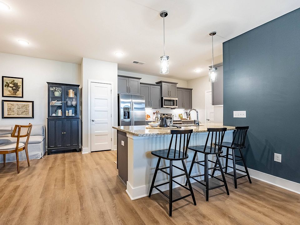 1st image of 7100 Summerside Dr #7200-2F