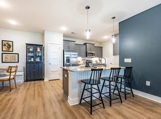 7100 Summerside Dr #7200-1B, Whitsett, NC 27377